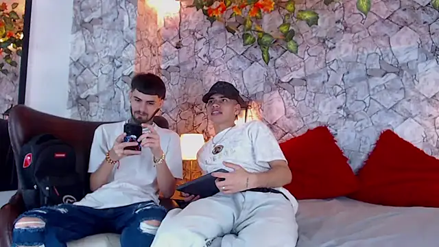 Snapshot of Brutal_Sex_Fucking chatting on 02-05-25, 09:40 Brutal Sex Fucking online show from 02-05-25, 09:40