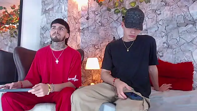 Snapshot of Brutal_Sex_Fucking chatting on 02-06-25, 08:45 Brutal Sex Fucking online show from 02-06-25, 08:45