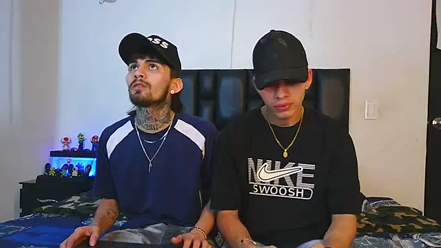 Snapshot of Brutal_Sex_Fucking chatting on 09-12-25, 10:43 Brutal Sex Fucking online show from 09-12-25, 10:43