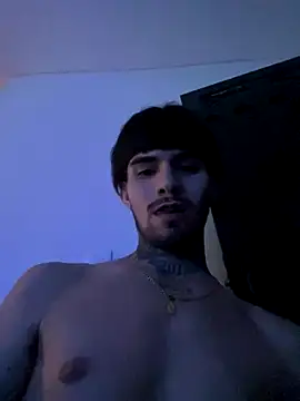 Snapshot of Brutal_Sex_Fucking chatting on 11-28-25, 05:10 Brutal Sex Fucking online show from 11-28-25, 05:10