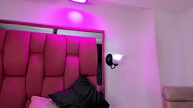 jennifer ts online show from 01-28-25, 11:50