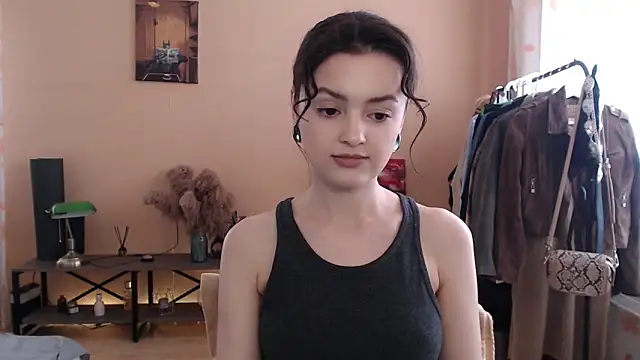 CuteRuby99 online show from 05-27-26, 08:11