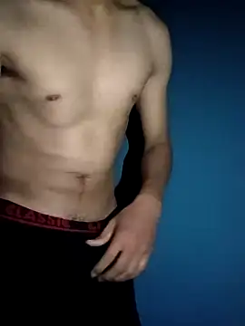 xyrus  online show from 02-13-25, 05:54