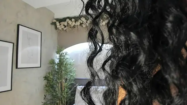 Will Hendrix online show from 12-20-24, 06:24