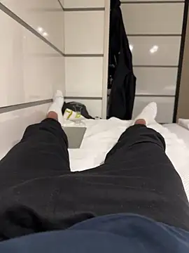 Snapshot of young1fucker chatting on 12-13-24, 02:27 young1fucker online show from 12-13-24, 02:27