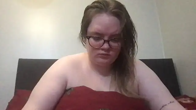 honeyyy24 online show from 12-02-25, 07:09