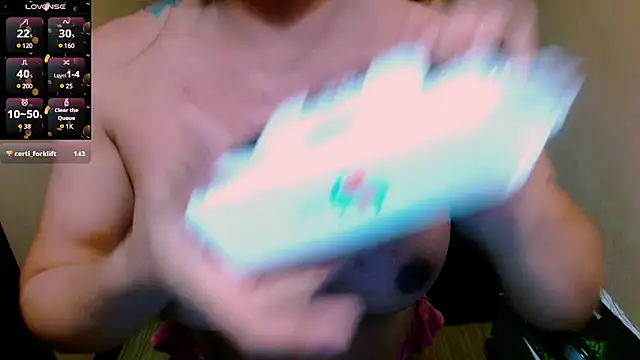 Snapshot of Absolute_Selfsucker_Lily chatting on 01-27-25, 02:10 Absolute Selfsucker Lily online show from 01-27-25, 02:10