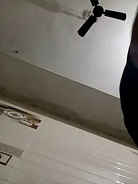 Snapshot of Naresh00766 chatting on 10-29-25, 08:32 Naresh00766 online show from 10-29-25, 08:32