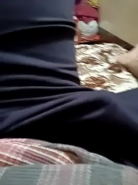 Snapshot of Naresh00766 chatting on 12-16-25, 01:38 Naresh00766 online show from 12-16-25, 01:38