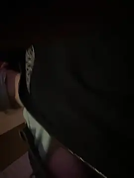 qqeeww1234 online show from 04-18-26, 07:40