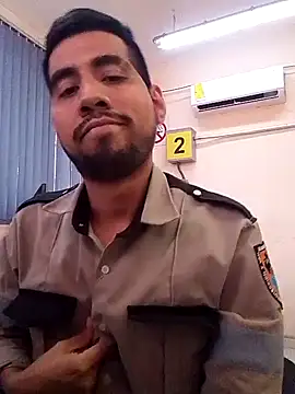 Snapshot of EnriquePersian197 chatting on 02-20-25, 05:51 EnriquePersian197 online show from 02-20-25, 05:51