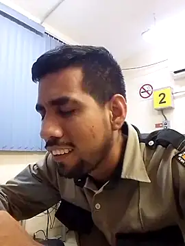 Snapshot of EnriquePersian197 chatting on 02-26-25, 02:59 EnriquePersian197 online show from 02-26-25, 02:59