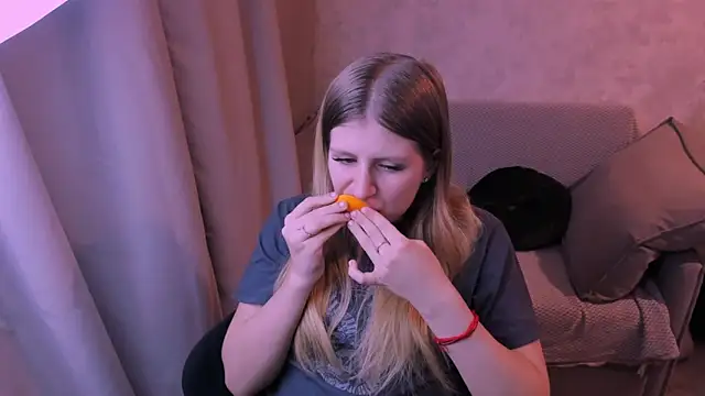 kirraa  online show from 01-22-25, 07:24