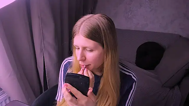 kirraa  online show from 03-09-25, 06:54