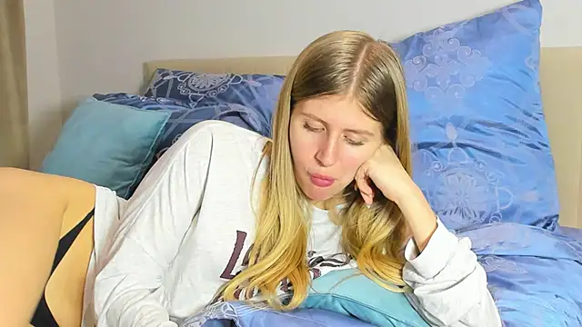 kirraa  online show from 01-08-26, 07:49