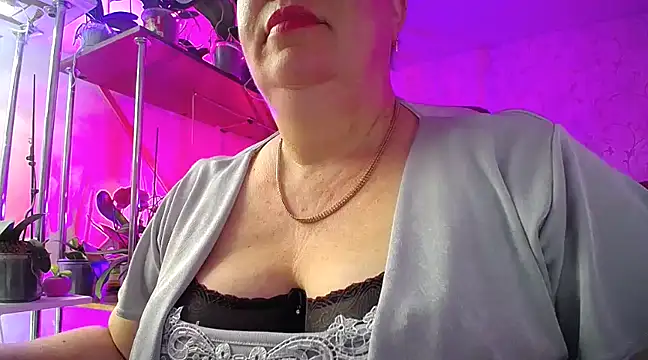  Sweet Woman online show from 01-30-25, 09:04