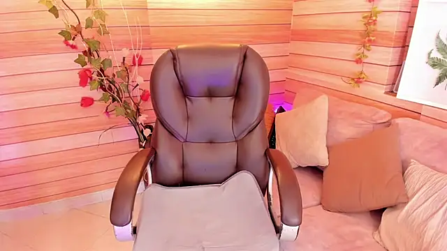 marien thomson  online show from 03-07-25, 06:35