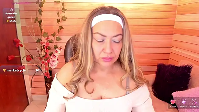 marien thomson  online show from 10-10-25, 02:54