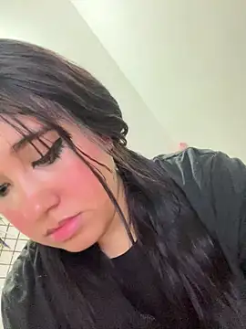 melyescobar online show from 03-04-25, 12:12