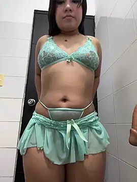melyescobar online show from 07-18-26, 04:05