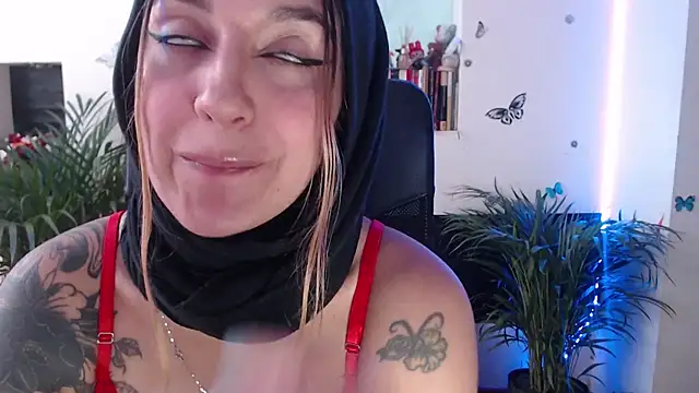 Lia-mitch online show from 03-05-26, 06:59