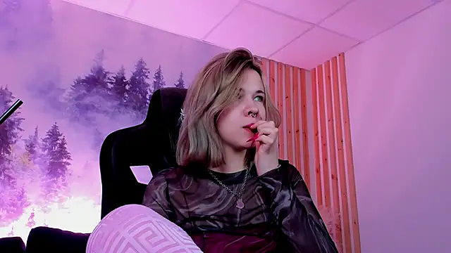 AliceSunday online show from 12-15-24, 09:56