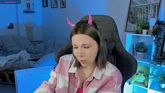 AliceSunday online show from 01-18-25, 08:10