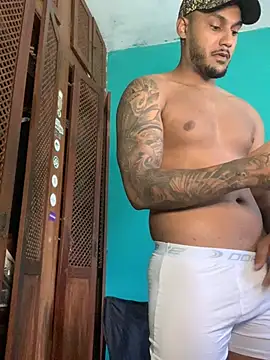 Pinocchiu online show from 12-12-24, 01:17