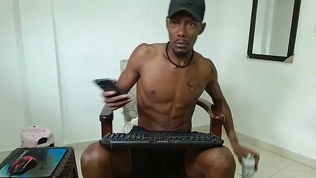 Snapshot of Darick_brown chatting on 09-30-25, 05:18 Darick brown online show from 09-30-25, 05:18