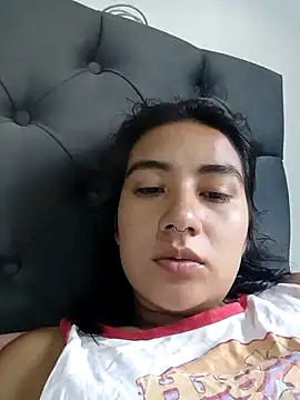 Snapshot of Hellen_Alex chatting on 12-05-24, 01:38 Hellen Alex online show from 12-05-24, 01:38