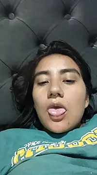 Snapshot of Hellen_Alex chatting on 12-10-24, 12:17 Hellen Alex online show from 12-10-24, 12:17