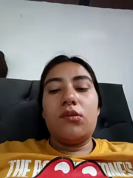 Snapshot of Hellen_Alex chatting on 12-11-24, 03:47 Hellen Alex online show from 12-11-24, 03:47