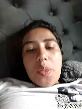 Snapshot of Hellen_Alex chatting on 12-18-24, 08:57 Hellen Alex online show from 12-18-24, 08:57