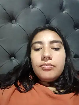 Snapshot of Hellen_Alex chatting on 12-21-24, 03:42 Hellen Alex online show from 12-21-24, 03:42