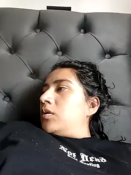 Snapshot of Hellen_Alex chatting on 12-29-24, 04:40 Hellen Alex online show from 12-29-24, 04:40