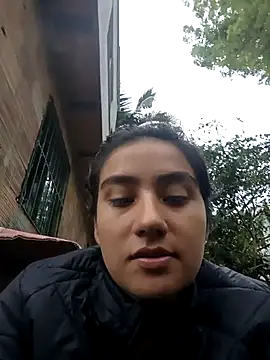 Snapshot of Hellen_Alex chatting on 01-05-25, 03:02 Hellen Alex online show from 01-05-25, 03:02