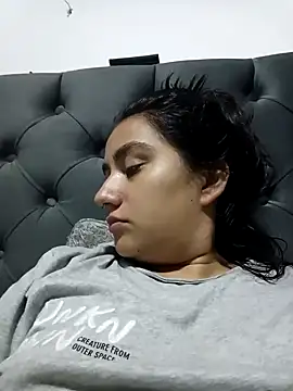 Snapshot of Hellen_Alex chatting on 01-09-25, 02:29 Hellen Alex online show from 01-09-25, 02:29