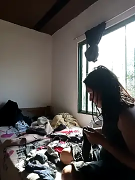 Snapshot of Hellen_Alex chatting on 01-14-25, 02:11 Hellen Alex online show from 01-14-25, 02:11