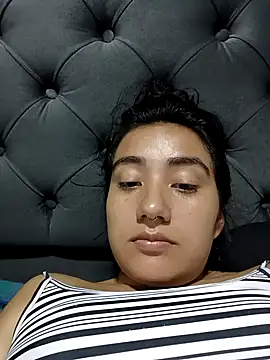 Snapshot of Hellen_Alex chatting on 01-31-25, 05:10 Hellen Alex online show from 01-31-25, 05:10