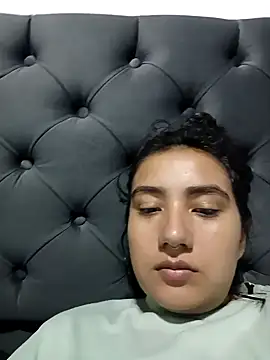 Snapshot of Hellen_Alex chatting on 02-02-25, 02:56 Hellen Alex online show from 02-02-25, 02:56