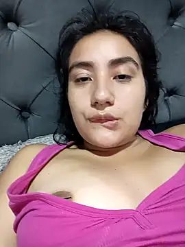 Snapshot of Hellen_Alex chatting on 02-06-25, 09:38 Hellen Alex online show from 02-06-25, 09:38