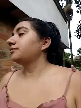 Snapshot of Hellen_Alex chatting on 02-12-25, 01:48 Hellen Alex online show from 02-12-25, 01:48