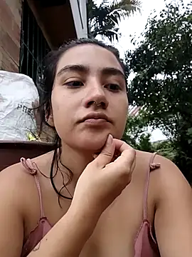 Snapshot of Hellen_Alex chatting on 03-11-25, 02:40 Hellen Alex online show from 03-11-25, 02:40