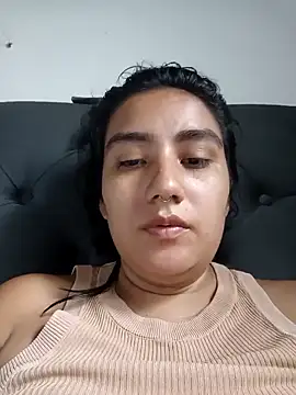 Snapshot of Hellen_Alex chatting on 03-13-25, 02:44 Hellen Alex online show from 03-13-25, 02:44