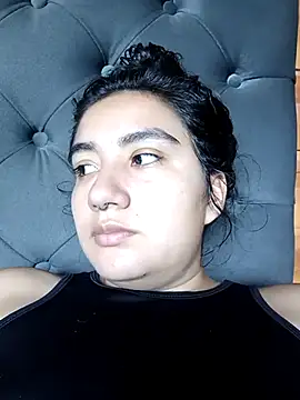 Snapshot of Hellen_Alex chatting on 09-10-25, 02:17 Hellen Alex online show from 09-10-25, 02:17