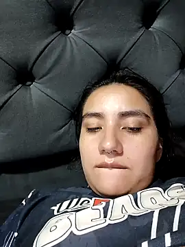 Snapshot of Hellen_Alex chatting on 09-14-25, 11:04 Hellen Alex online show from 09-14-25, 11:04