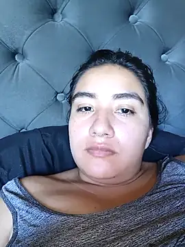 Snapshot of Hellen_Alex chatting on 09-21-25, 03:02 Hellen Alex online show from 09-21-25, 03:02