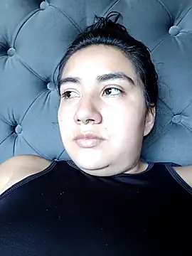 Snapshot of Hellen_Alex chatting on 09-26-25, 04:33 Hellen Alex online show from 09-26-25, 04:33