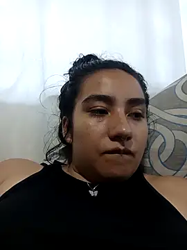 Snapshot of Hellen_Alex chatting on 11-05-25, 03:01 Hellen Alex online show from 11-05-25, 03:01