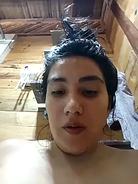 Snapshot of Hellen_Alex chatting on 11-15-25, 05:20 Hellen Alex online show from 11-15-25, 05:20